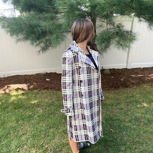 Burberry plaid trench coat. Size 6 us worn once!!